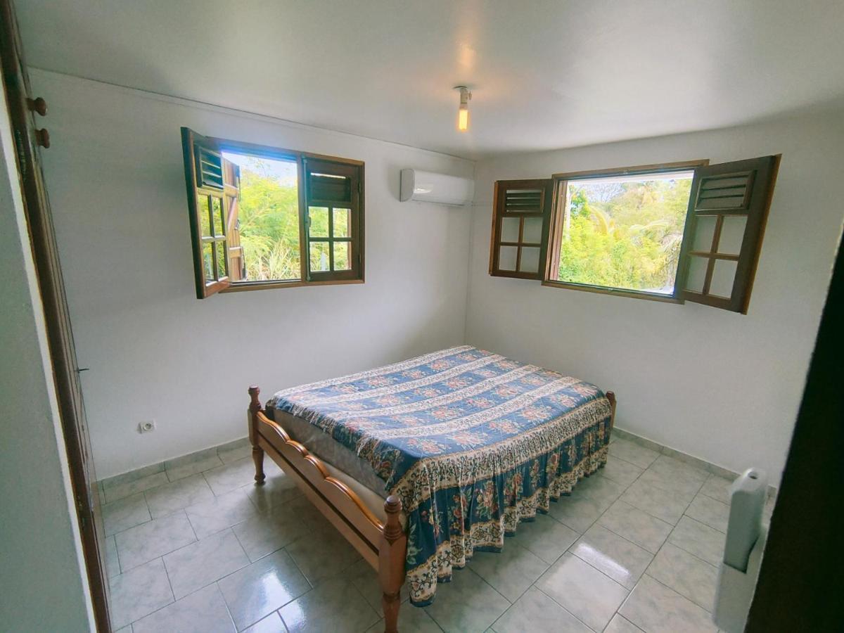 Bas De Type F2 Proche Commodités Appartement
