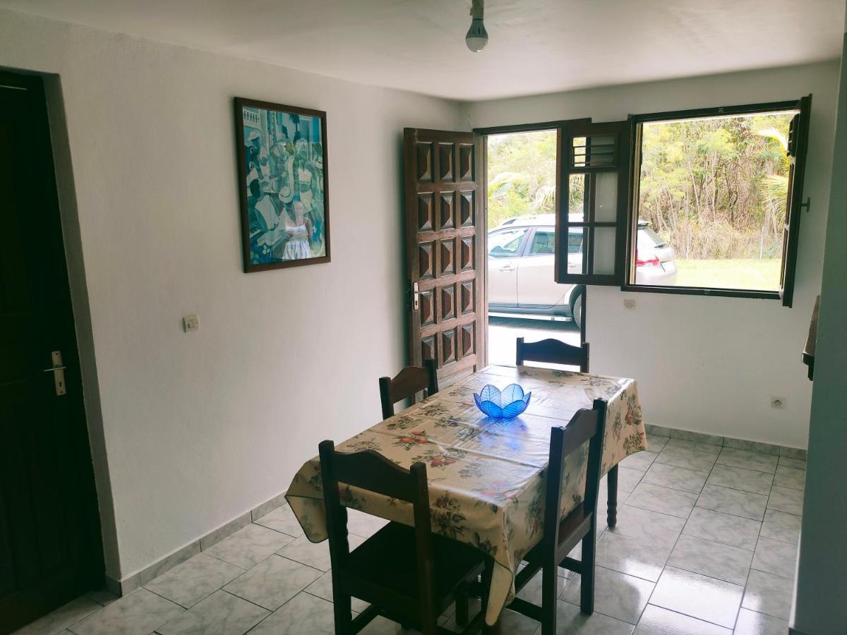 Bas De Type F2 Proche Commodités Appartement Le Moule
